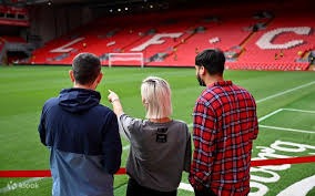 官方：切尔西租借签下20岁布莱顿中场博纳诺特